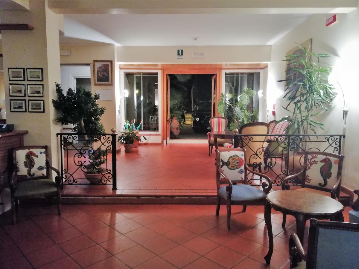 Hotel Parco Delle Rose Silvi Marina Exterior foto